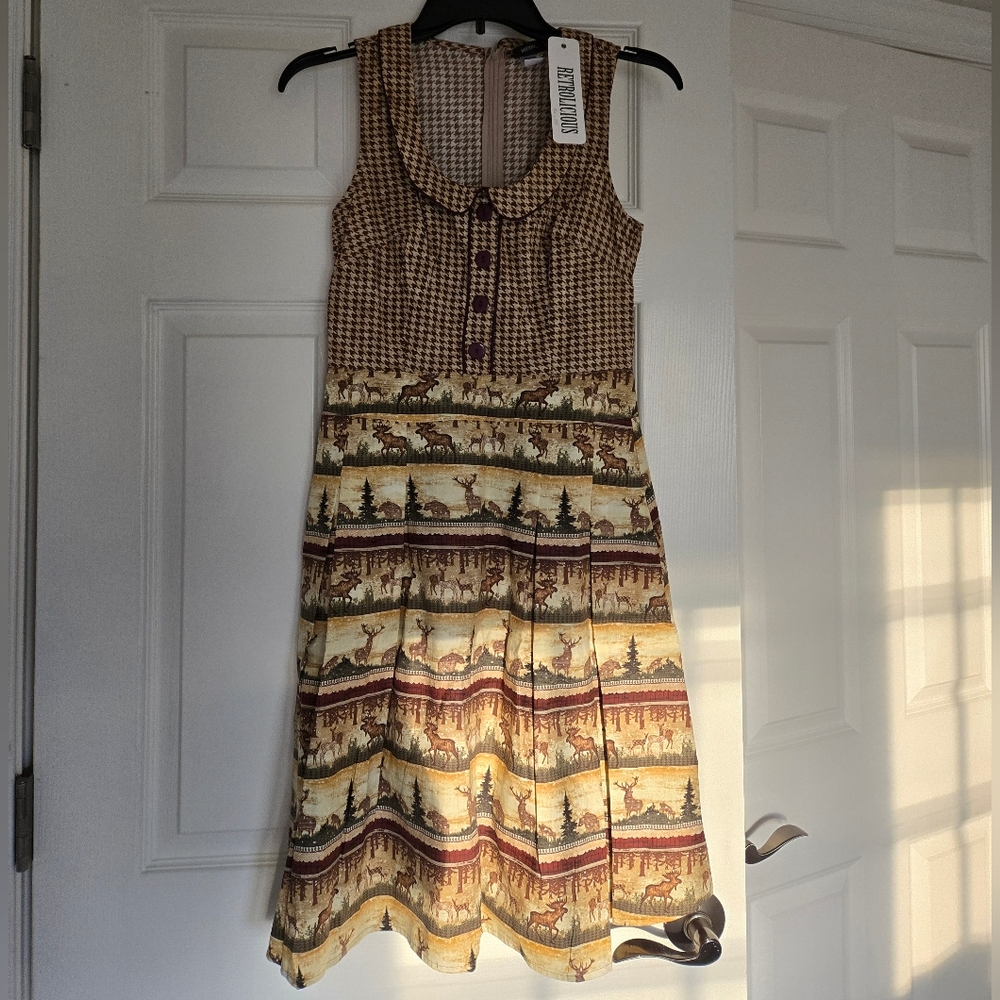 Retrolicious Houndsooth Woodland Collared Dress